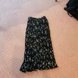 Abercrombie & Fitch Black and Floral Pleated Midi Skirt